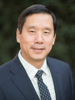 Portrait of Dr. Ying Lu