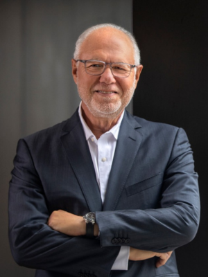 Portrait of Dr. Eduardo Marban