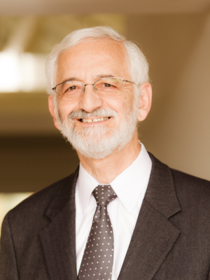 Portrait of Dr. Kelley M. Skeff