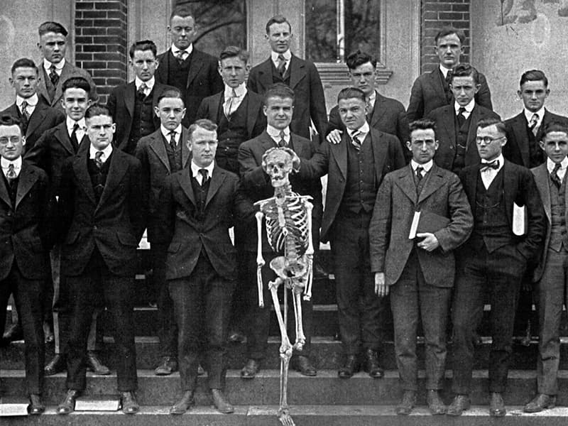 School of Medicine 1917 junior class.