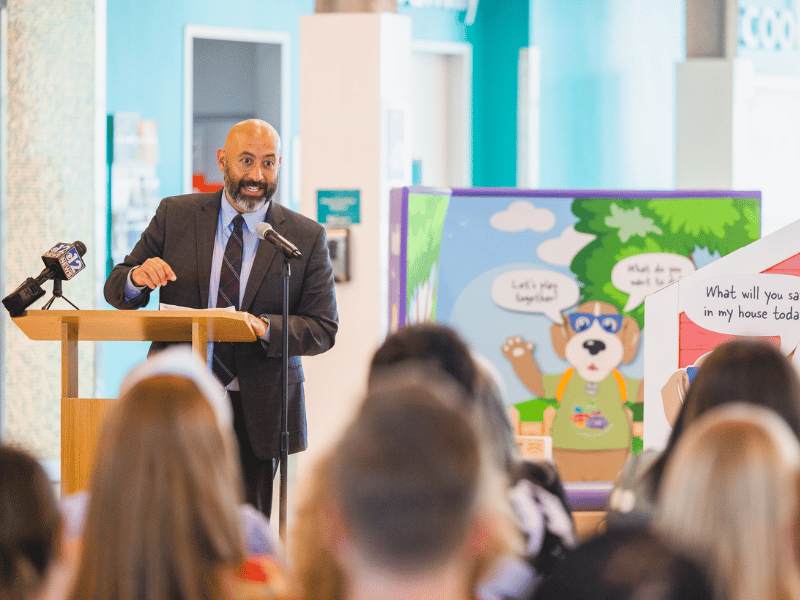 Reach Out and Read CEO Marty Martinez discusses the importance of physicians encouraging story time for young children. Lindsay McMurtray/ UMMC Communications