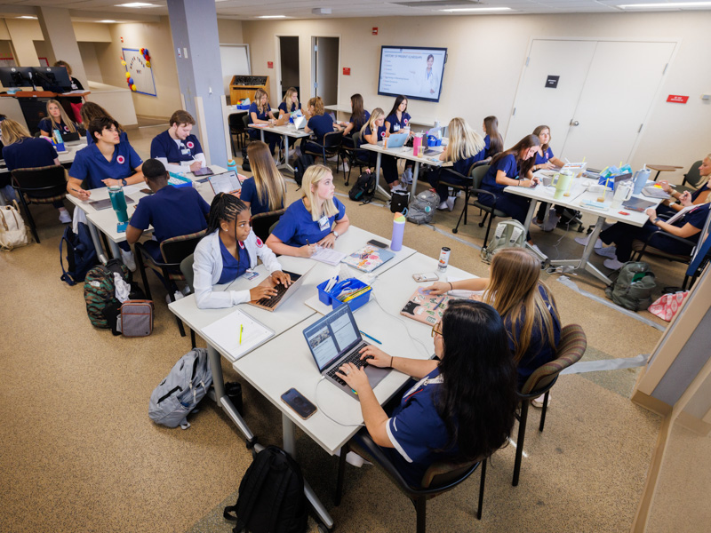 UMMC nursing students work in groups during traditional BSN classes in Oxford.
