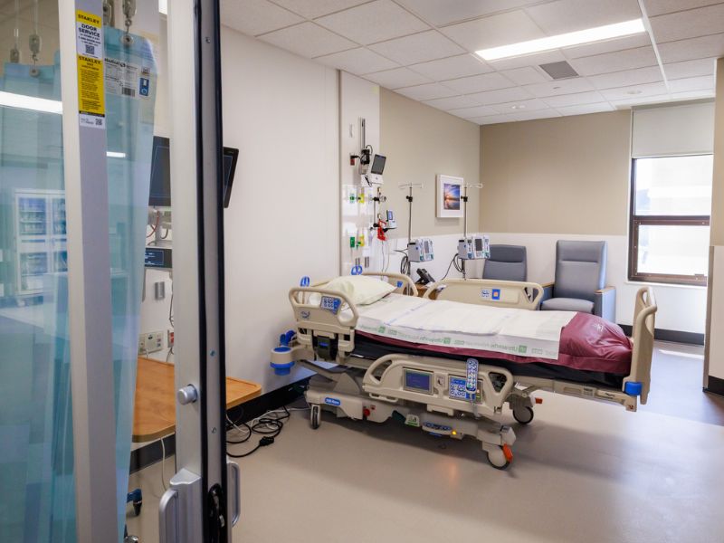 Burn Center Patient Room - 2 - Advanced Wound Care
