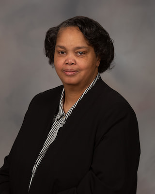 Tracey Wright headshot