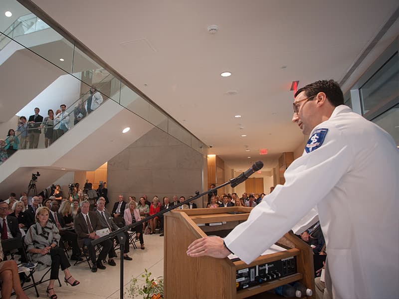 Johnny Lippincott, a fourth-year student in the University of Mississippi School of Medicine, addresses a crowd of dignitaries, students and faculty during dedication ceremonies for the new School of Medicine.