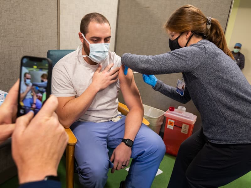 Vaccinations raise hopes, brighten smiles of UMMC employees