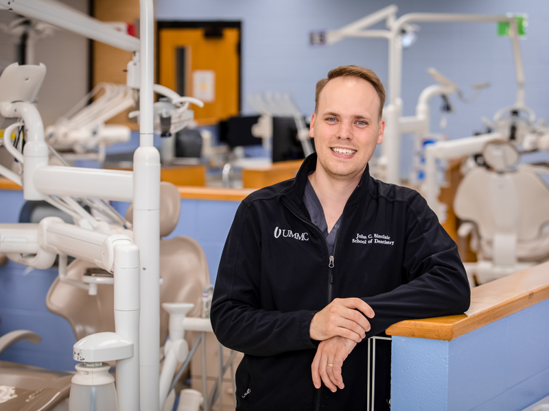 John Sinclair is a 2021 graduate of the School of Dentistry.