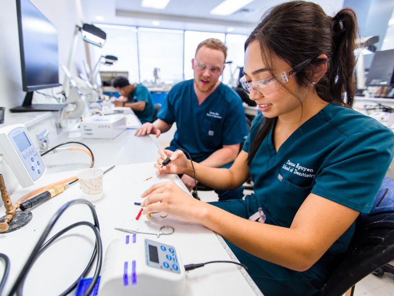 Photos: UMMC students one step closer to health sciences careers