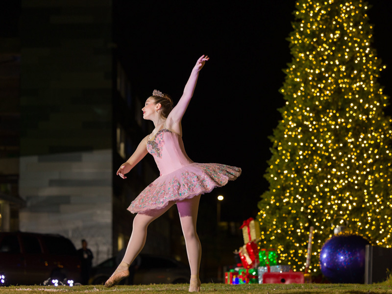 Ballet Mississippi dancer Jordan Ann Winborne performed as the Sugarplum Fairy during BankPlus Presents Light-A-Light. Joe Ellis/ UMMC Communications 