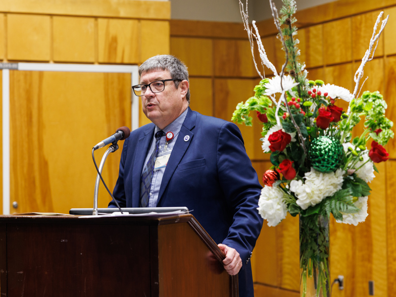 In his welcoming remarks, Dr. Stephen Stray, current academy president and professor of cell and molecular biology, pays tribute to members of the academy: teachers and campus leaders he called “the cream of the crop.”