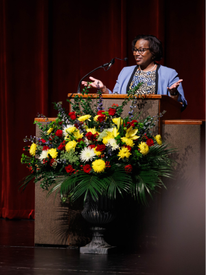 Dr. Loretta Jackson-Williams, vice dean for medical education, tells attendees more about the Match Day process. Melanie Thortis/ UMMC Photography 
