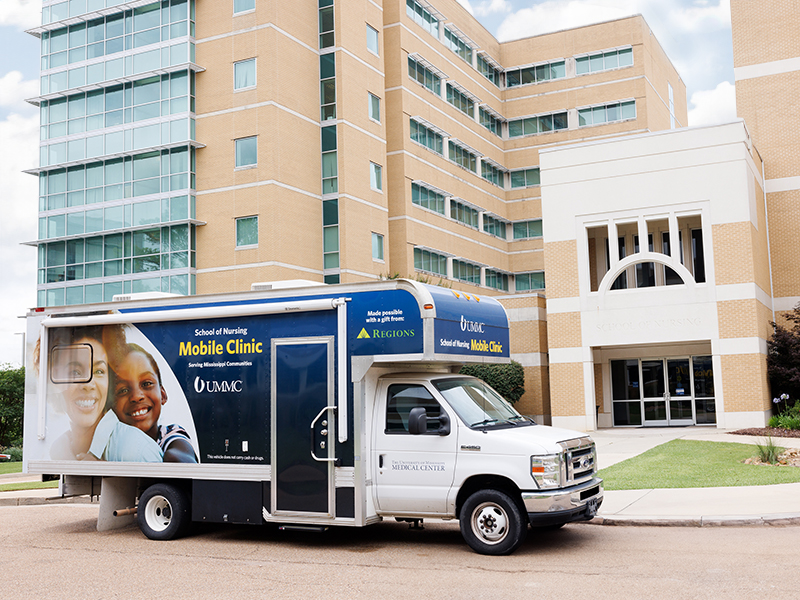 UMMC School of Nursing mobile clinic offers summer care for students ...