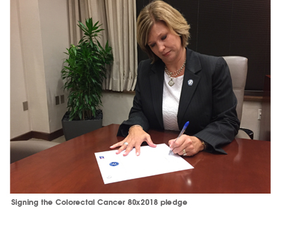 Signing the Colorectal Cancer 80x2018 pledge.
